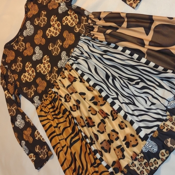 Super Soft Flowy Animal Print Boutique Dress - Picture 3 of 4